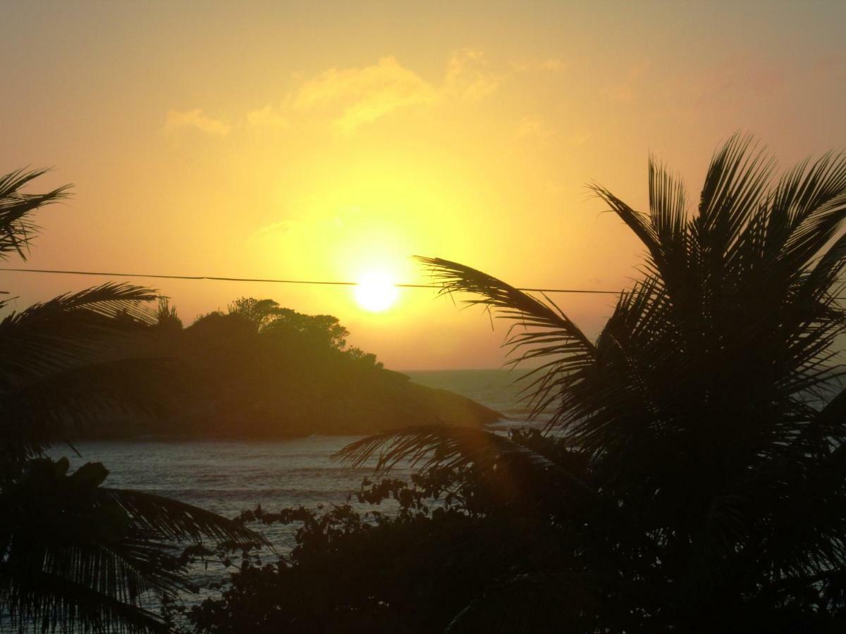 Suites Brisa Mar Cabo Frio Exterior photo